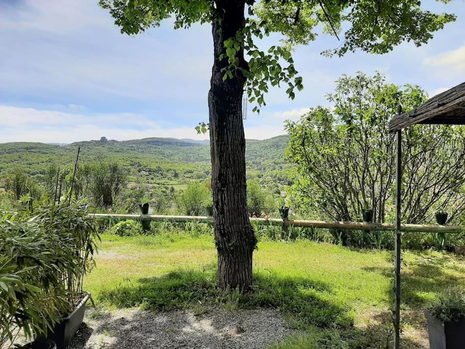 T.Belle Vue Panoramique Au Coeur Du Luberon 40M2 + Pergola . Jardin. P Apartment Apt Bagian luar foto